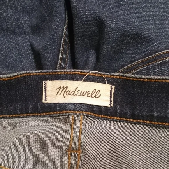 Madewell 10' High Rise Skinny Jeans - Picture 6 of 10